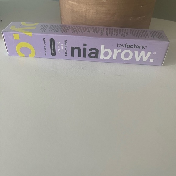 Toy Factory Nia Brow Gel - Brown - Picture 1 of 11